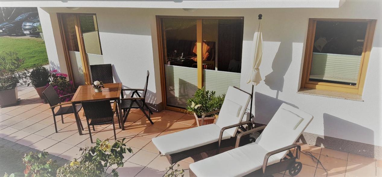 Haus Angelika Apartamento Ehrwald Exterior foto