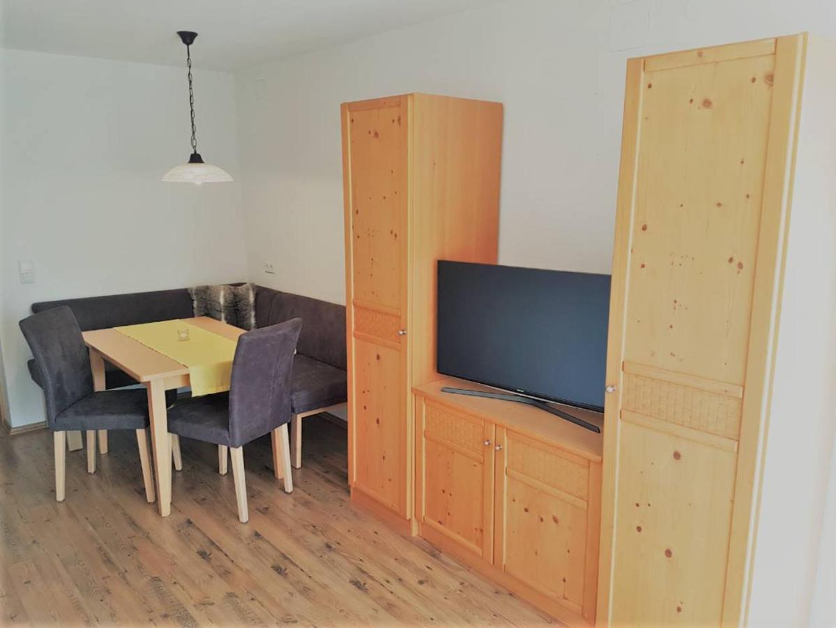 Haus Angelika Apartamento Ehrwald Exterior foto